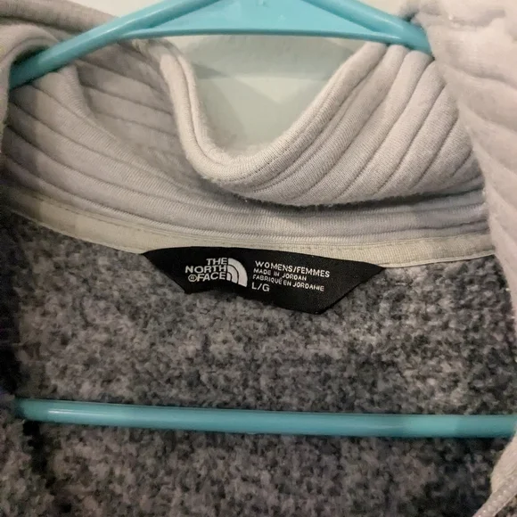The North Face Gray fleece zip-up with hood - Picture 5 of 5